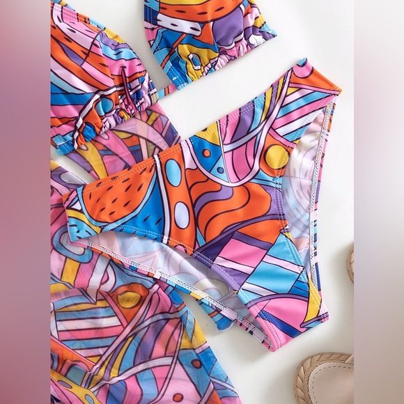 3 piece Allover Print Triangle Bikini & Cover Up - Picture 3 of 6
